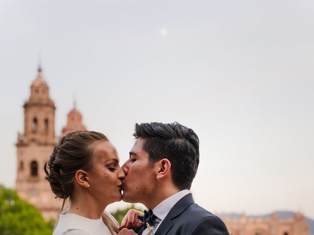 La boda de Jorge y Claire Hélène Béartrice en Morelia, Michoacán 18