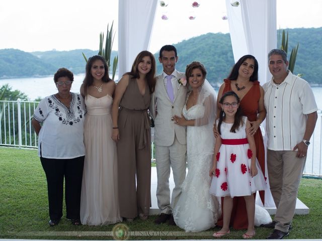 La boda de CRIS y MIRI en Huatulco, Oaxaca 21