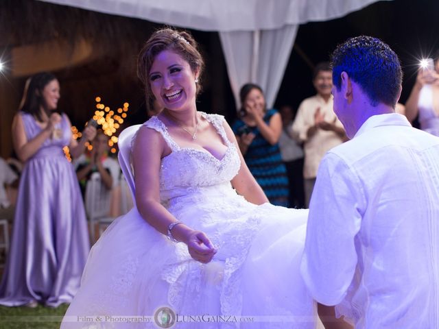 La boda de CRIS y MIRI en Huatulco, Oaxaca 59