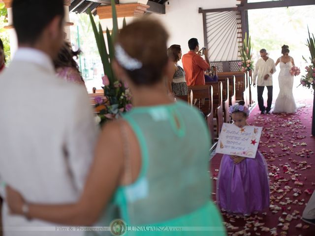 La boda de CRIS y MIRI en Huatulco, Oaxaca 104