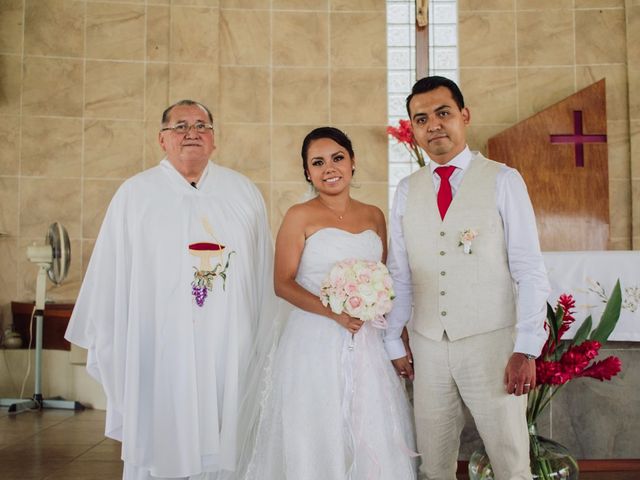 La boda de Luis y Isabel en Tapachula, Chiapas 24