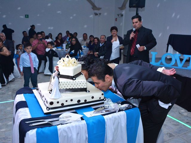 La boda de Víctor y Erika en Cuautitlán, Estado México 22
