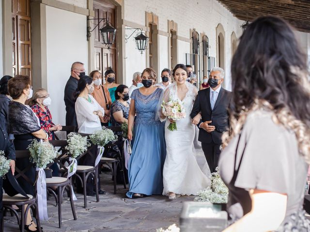 La boda de Enrique y Sandra en Salamanca, Guanajuato 25