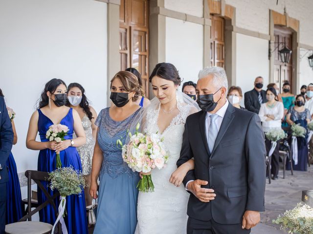 La boda de Enrique y Sandra en Salamanca, Guanajuato 26