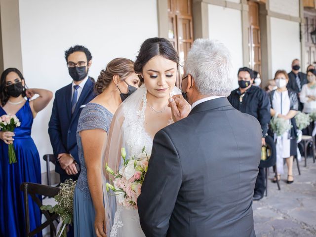 La boda de Enrique y Sandra en Salamanca, Guanajuato 27