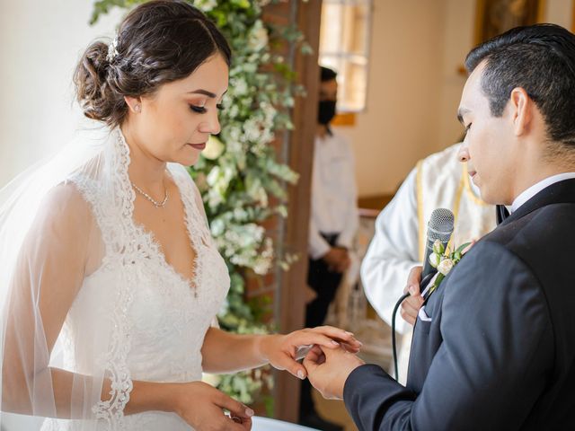 La boda de Enrique y Sandra en Salamanca, Guanajuato 32