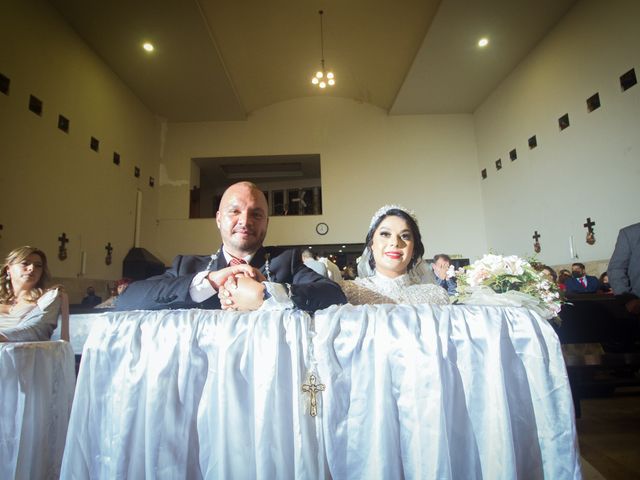 La boda de Luis y Carmen en Uruapan, Michoacán 9