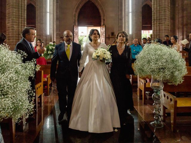 La boda de Andrés y Elena en Jacona, Michoacán 8