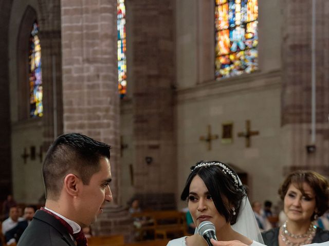 La boda de Andrés y Elena en Jacona, Michoacán 25