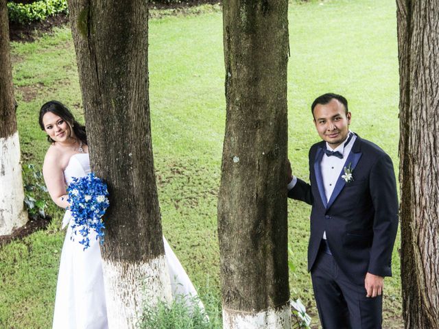 La boda de Javier y Karen en Isidro Fabela, Estado México 142