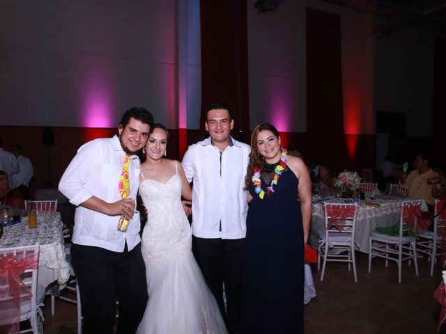 La boda de Luis  y Guadalupe en Tenosique, Tabasco 28