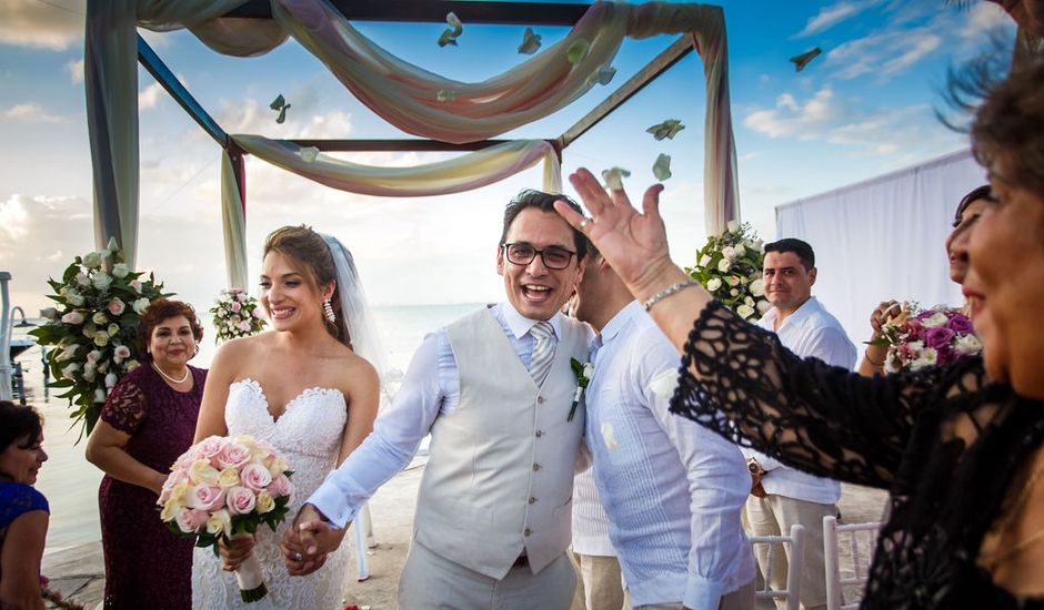 La boda de Lety y Mario en Cancún, Quintana Roo