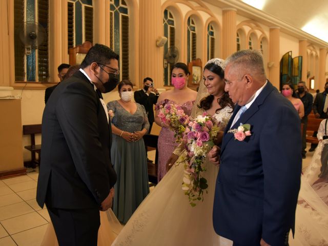 La boda de Jhovanny y Stephanie en Tuxtla Gutiérrez, Chiapas 20