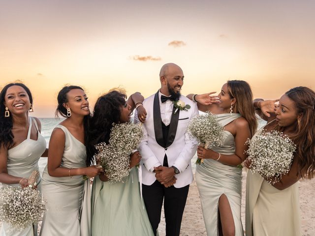 La boda de Zemas y Rebka en Cancún, Quintana Roo 29