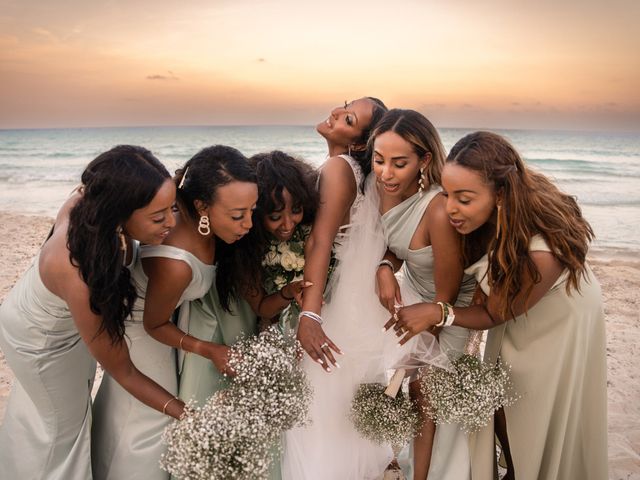 La boda de Zemas y Rebka en Cancún, Quintana Roo 32