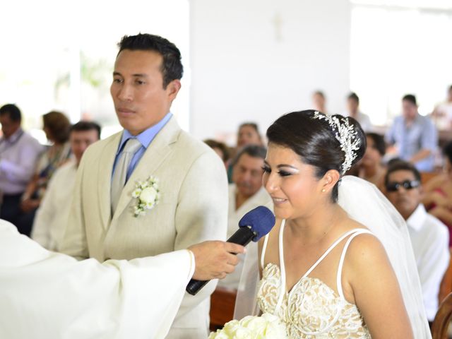 La boda de Edwin y Bere en Campeche, Campeche 32