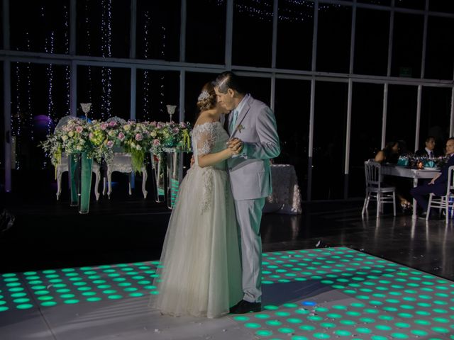 La boda de Rigoberto y Viridiana en Medellín, Veracruz 24