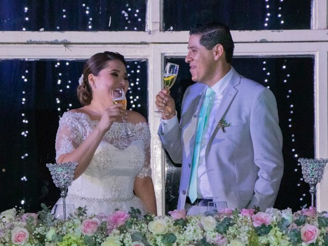 La boda de Rigoberto y Viridiana en Medellín, Veracruz 28