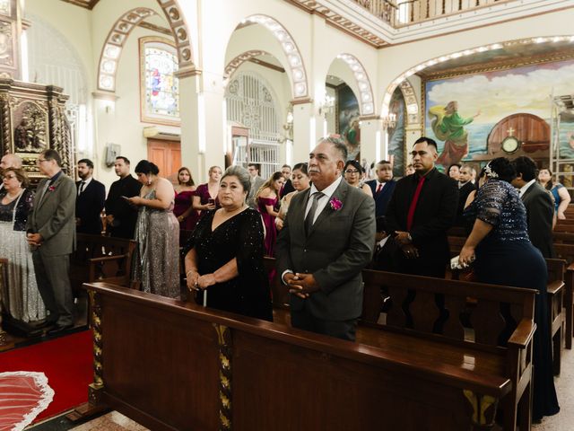 La boda de Javier y Ivonne en Tampico, Tamaulipas 52