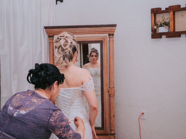 La boda de León y Yesenia en Tlayacapan, Morelos 5