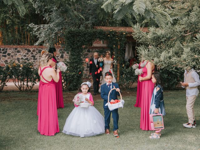 La boda de León y Yesenia en Tlayacapan, Morelos 13