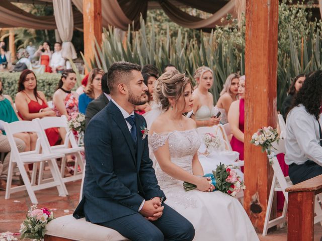 La boda de León y Yesenia en Tlayacapan, Morelos 20