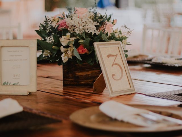 La boda de León y Yesenia en Tlayacapan, Morelos 38