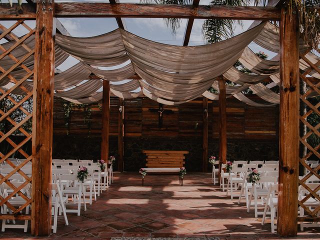 La boda de León y Yesenia en Tlayacapan, Morelos 51