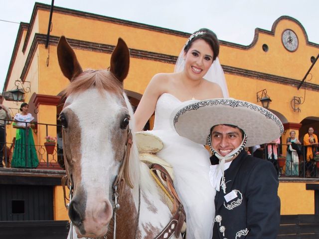 La boda de Gustavo Aarón y Paulina en Tlalpan, Ciudad de México 1