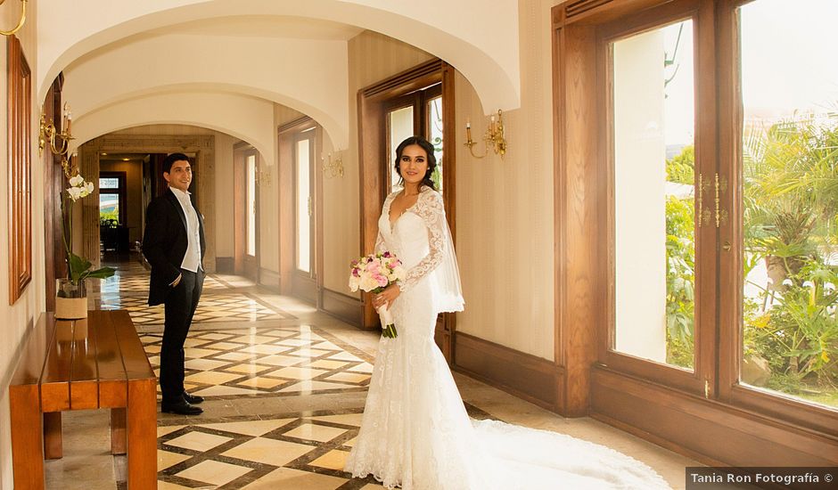 La boda de Carlos y Indira en Aguascalientes, Aguascalientes