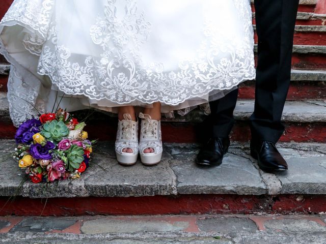 La boda de Víctor y Daniela en León, Guanajuato 25