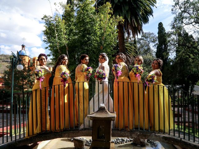 La boda de Víctor y Daniela en León, Guanajuato 39