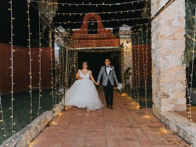 La boda de Andrés y Andrea en Conkal, Yucatán 112