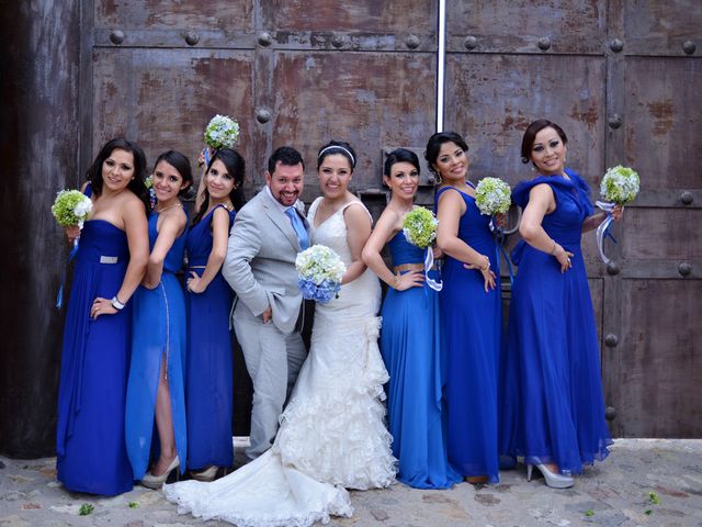La boda de Arturo y Lupita en León, Guanajuato 33