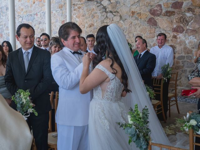 La boda de Alberto y Adriana en Tequesquitengo, Morelos 69