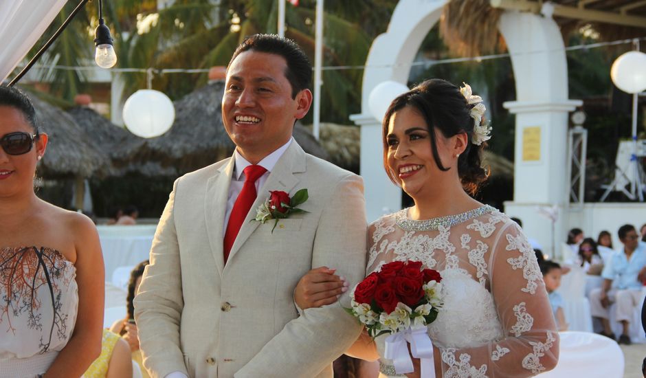 La boda de Fabián y Marisol en Huatulco, Oaxaca