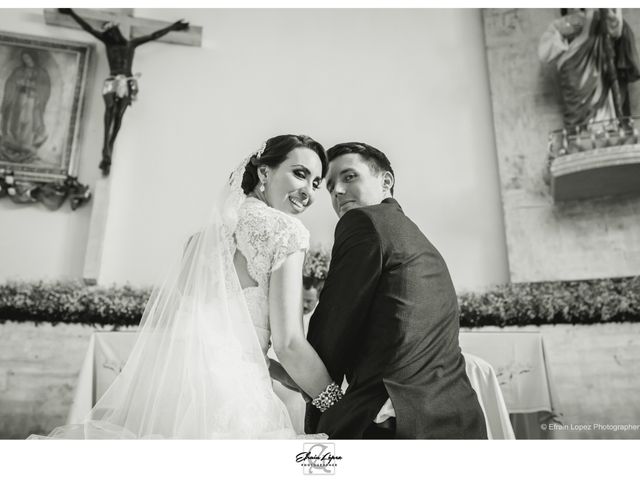 La boda de Jeffrey Robert y Rosalía en Mazatlán, Sinaloa 24