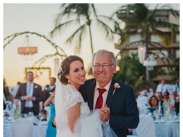 La boda de Jeffrey Robert y Rosalía en Mazatlán, Sinaloa 37