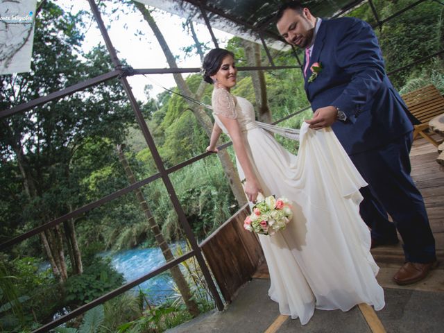 La boda de Victor y Marilú en Uruapan, Michoacán 28
