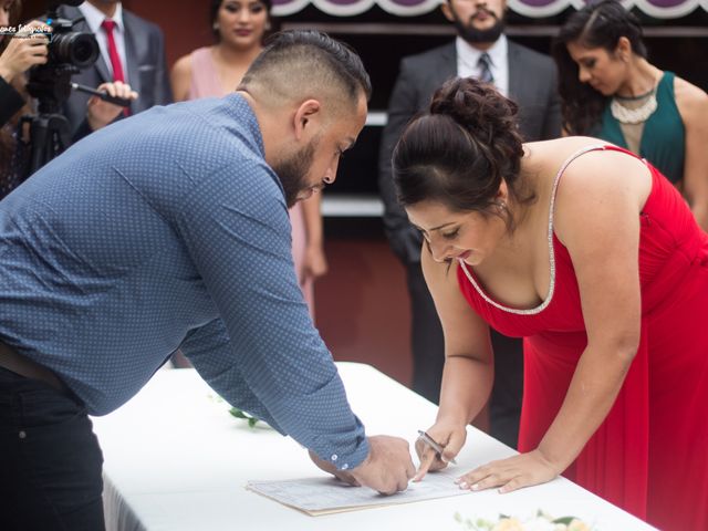 La boda de Victor y Marilú en Uruapan, Michoacán 43