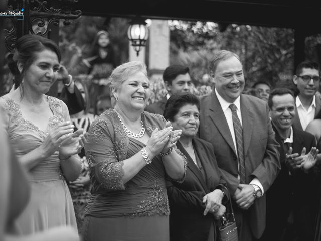 La boda de Victor y Marilú en Uruapan, Michoacán 49