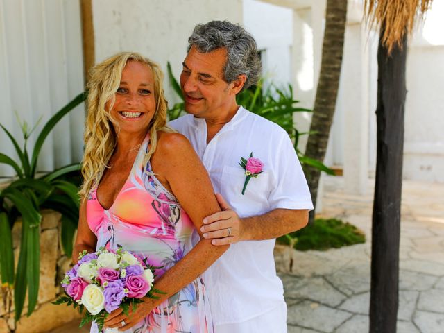 La boda de Jorge y Claudia en Playa del Carmen, Quintana Roo 22