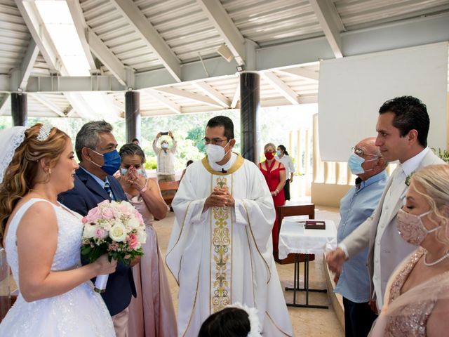 La boda de Fernando y Ana en Ixtapa Zihuatanejo, Guerrero 34