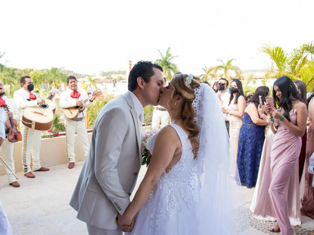 La boda de Fernando y Ana en Ixtapa Zihuatanejo, Guerrero 62