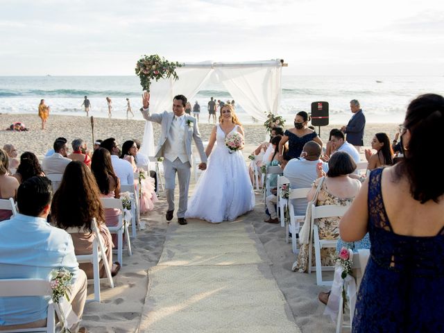 La boda de Fernando y Ana en Ixtapa Zihuatanejo, Guerrero 69