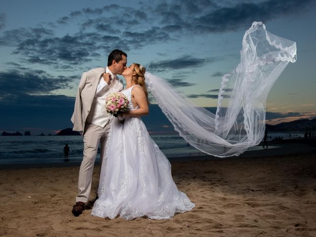 La boda de Fernando y Ana en Ixtapa Zihuatanejo, Guerrero 79