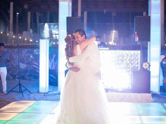 La boda de Fernando y Ana en Ixtapa Zihuatanejo, Guerrero 85