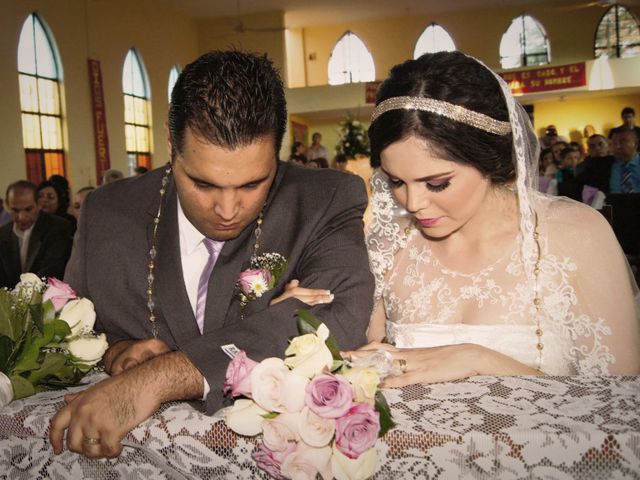 La boda de Alejandro y Martha Celia en Los Mochis, Sinaloa 14