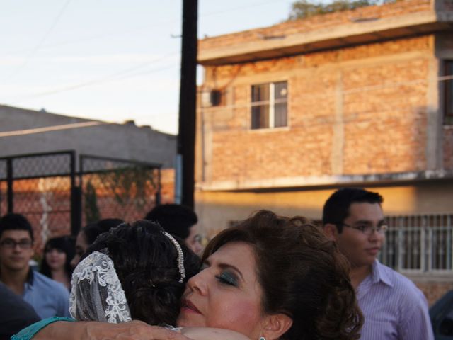 La boda de Alejandro y Martha Celia en Los Mochis, Sinaloa 26