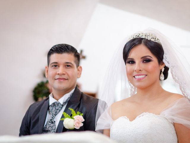 La boda de Jesús y Adriana en Mazatlán, Sinaloa 9